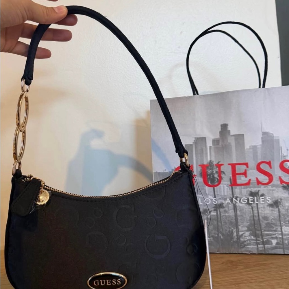 Guess Black Shoulder Bag - Picture 4 of 4